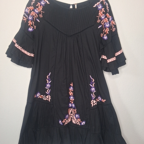 Free People Black Pavlo Floral Embroidered Ruffle Sleeve Dress Lined Bohemian S - Picture 9 of 15